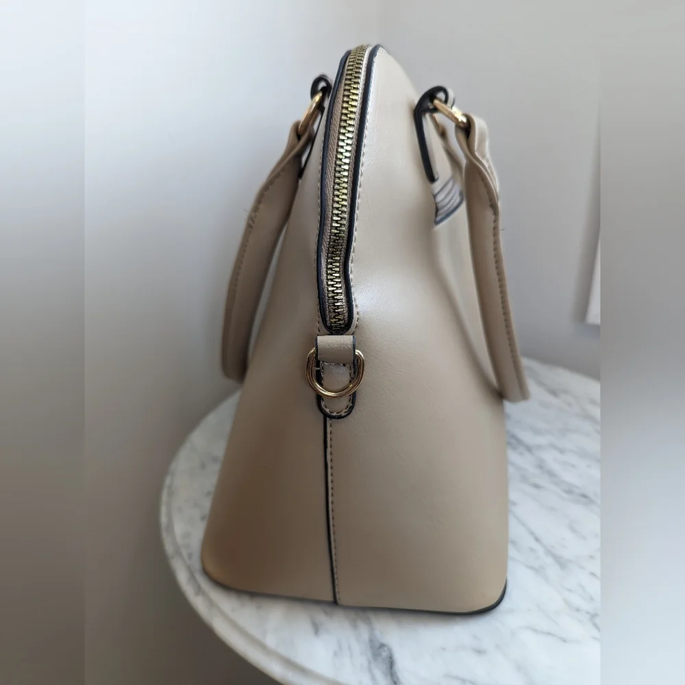 Neutral Geometric Shoulder Bag - Picture 4 of 7
